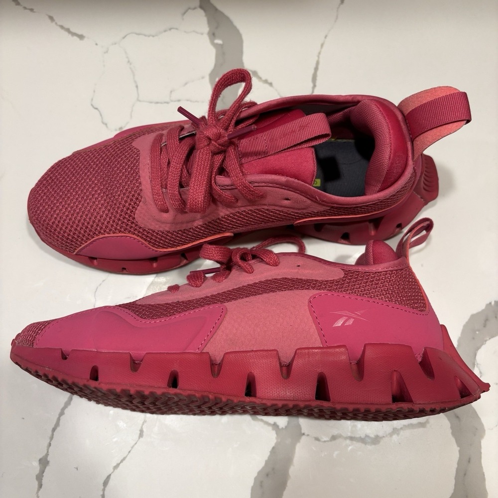 Reebok Zig Dynamic‎ Running Shoes Womens 7.5 Semi Pursuit Pink Medium US GY9267